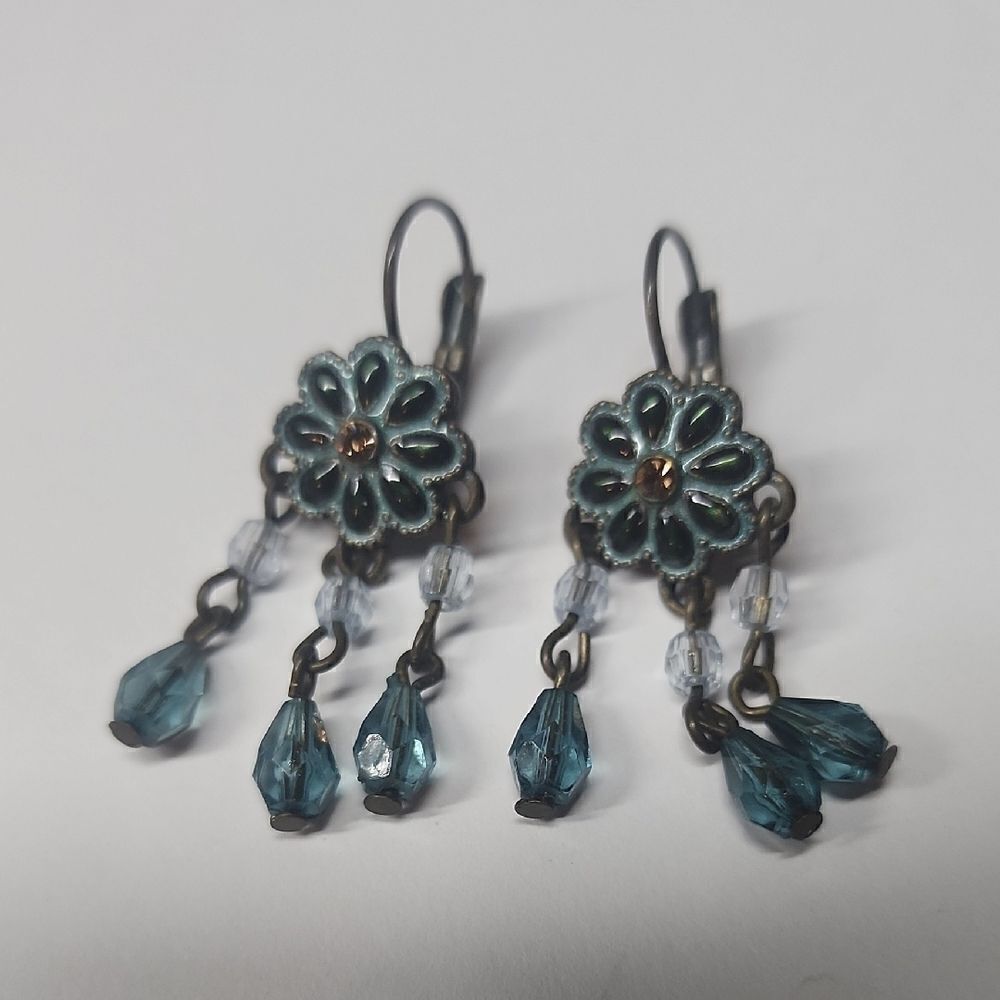 Elegant Blue Floral Dangle Earrings